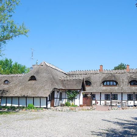 Hotel Den Gamle Digegaard à Dannemare Extérieur photo