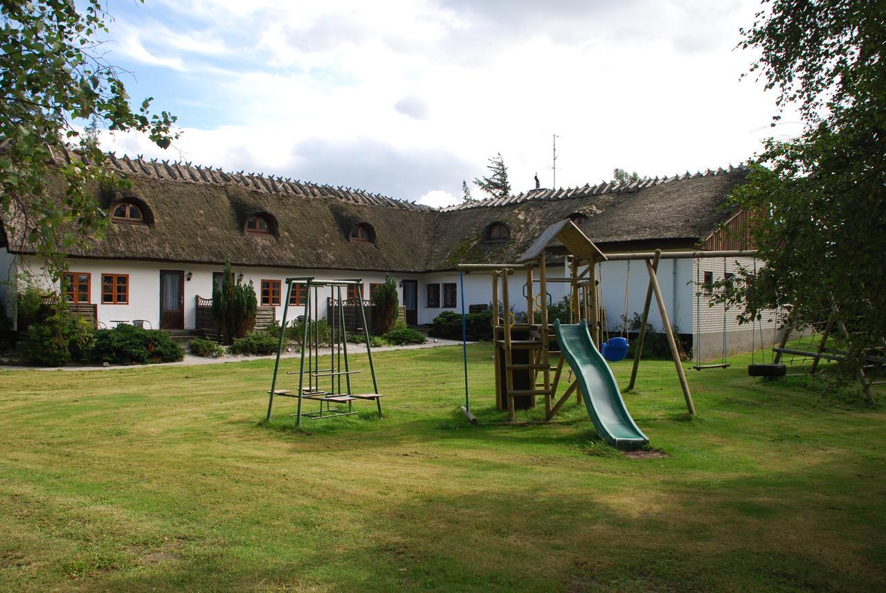 Hotel Den Gamle Digegaard à Dannemare Extérieur photo